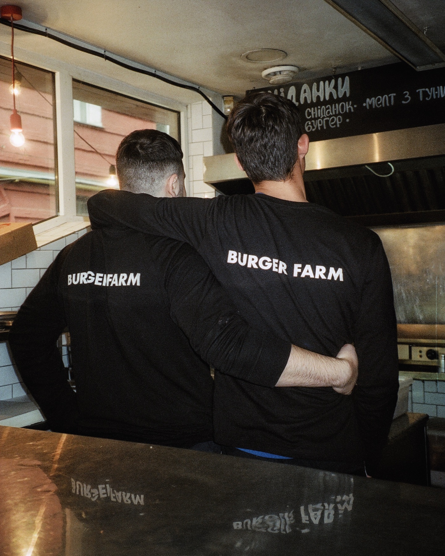 Burger Farm ресторан - атмосфера и интерьер франшизы бургерной